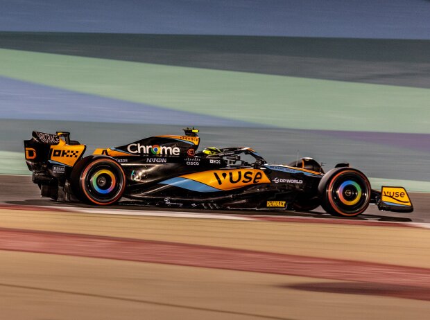 Titel-Bild zur News: Lando Norris (McLaren MCL60) beim Formel-1-Training in Bahrain 2023