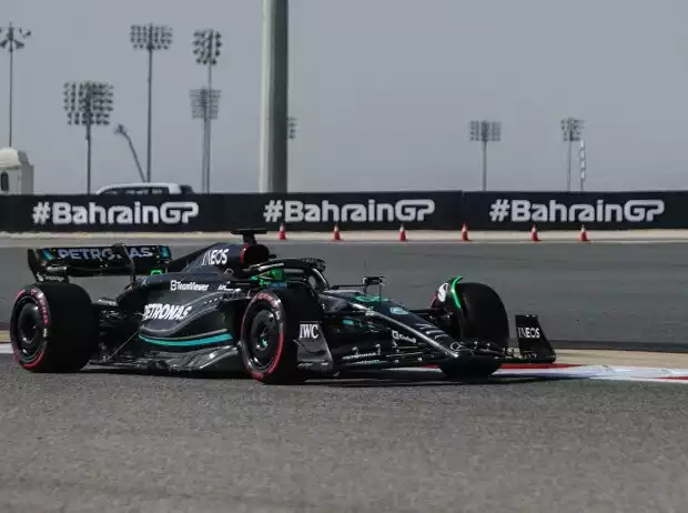 George Russell im Mercedes W14 beim Grand Prix von Bahrain 2023 Titel-Bild zur News: George Russell im Mercedes W14 beim Grand Prix von Bahrain 2023