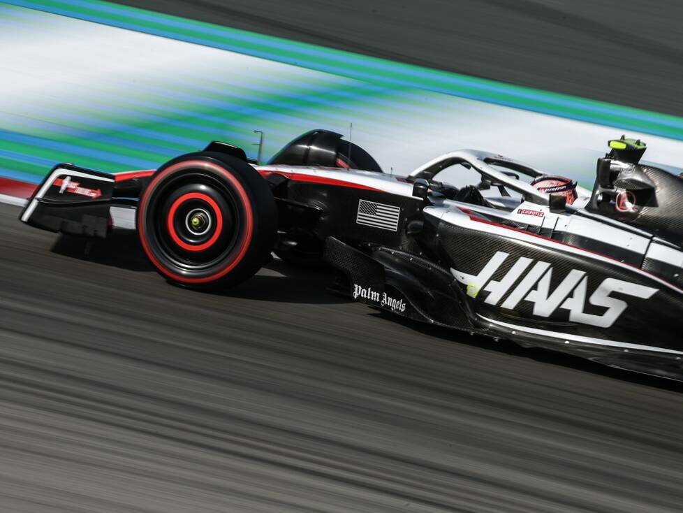 Nico Hülkenberg im Haas VF-23 beim Formel-1-Grand-Prix in Bahrain 2023