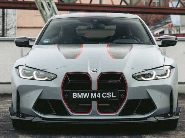 BMW M4 CSL (2022) BMW M4 CSL (2022)