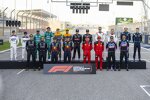 Gruppenfoto der Formel-1-Fahrer 2023