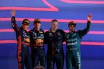 Sergio Perez (Red Bull), Max Verstappen (Red Bull) und Fernando Alonso (Aston Martin) 