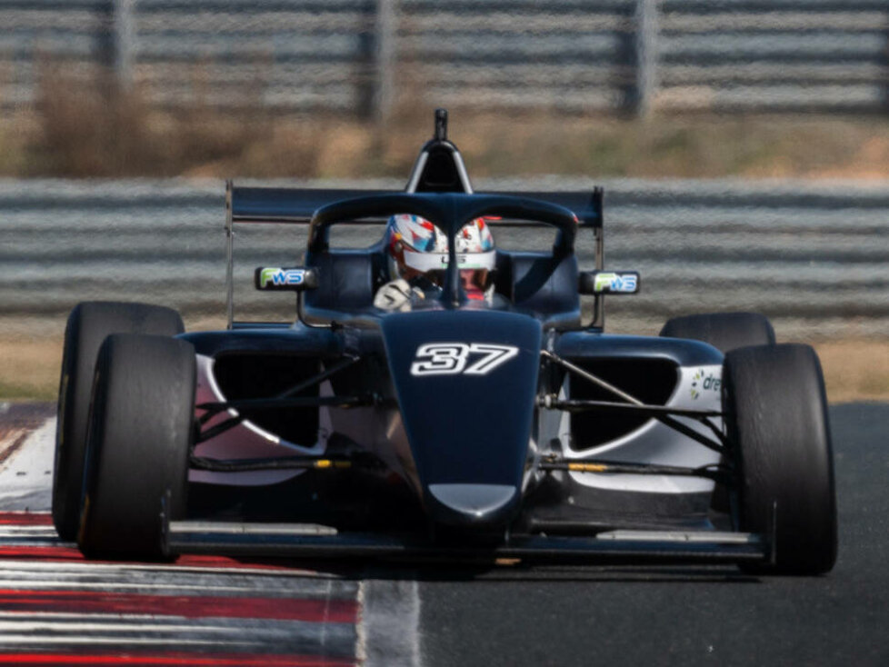 Kacper Sztuka dominierte die Premierensaison der Formula Winter Series