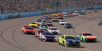 Start zum NASCAR-Rennen auf dem Phoenix Raceway im März 2022