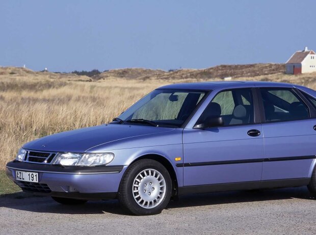 Saab 900 II (1993-1998) Saab 900 II (1993-1998)