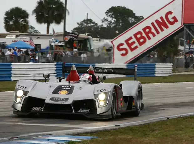 Allan McNish, Rinaldo Capello, Tom Kristensen Titel-Bild zur News: Allan McNish, Rinaldo Capello, Tom Kristensen