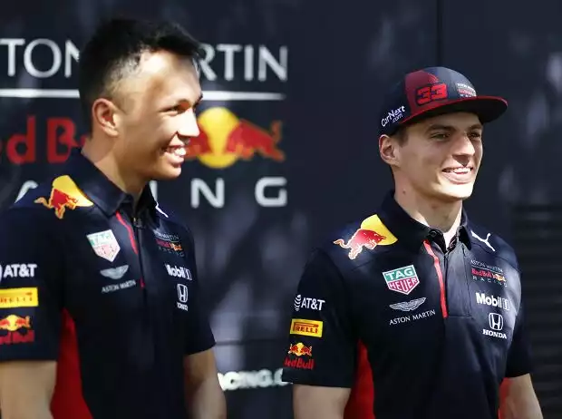 Alexander Albon, Max Verstappen Titel-Bild zur News: Alexander Albon, Max Verstappen