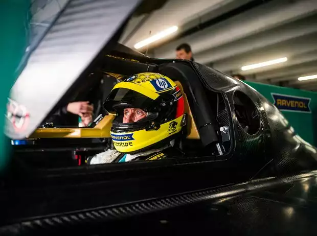 Titel-Bild zur News: Ralf Schumacher beim LMP3-Test im Ginetta-LMP3 von Konrad Motorsport, powered by Ravenol