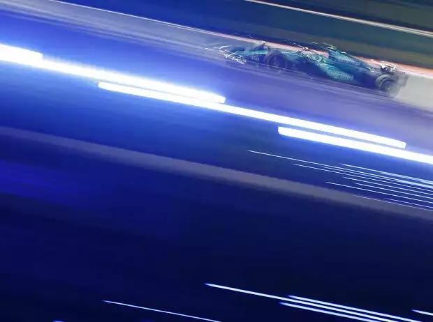 Titel-Bild zur News: Fernando Alonso (Aston Martin AMR23) im Training zum Formel-1-Rennen in Saudi-Arabien 2023