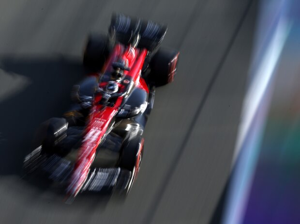 Valtteri Bottas (Alfa Romeo) im Training zum Formel-1-Rennen in Dschidda 2023 Valtteri Bottas (Alfa Romeo) im Training zum Formel-1-Rennen in Dschidda 2023