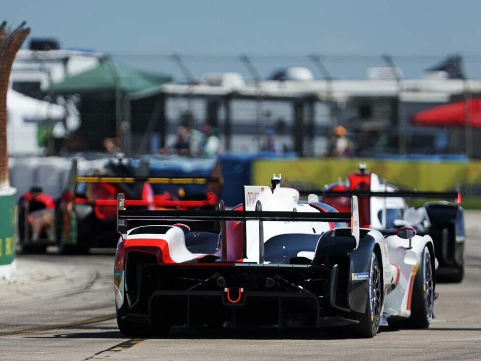 Mike Conway, Kamui Kobayashi