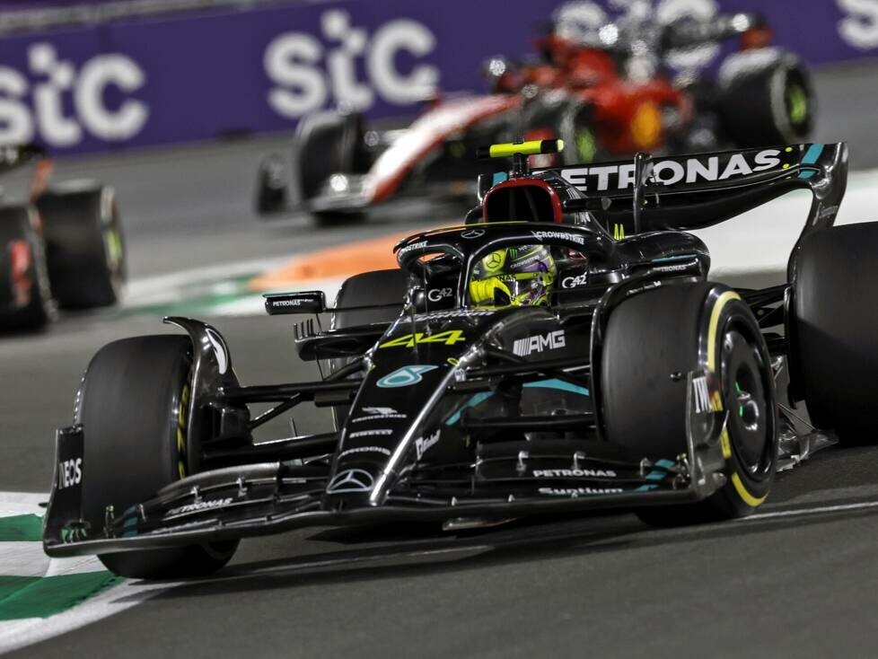 Lewis Hamilton im Mercedes W14 im Formel-1-Rennen 2023 in Dschidda
