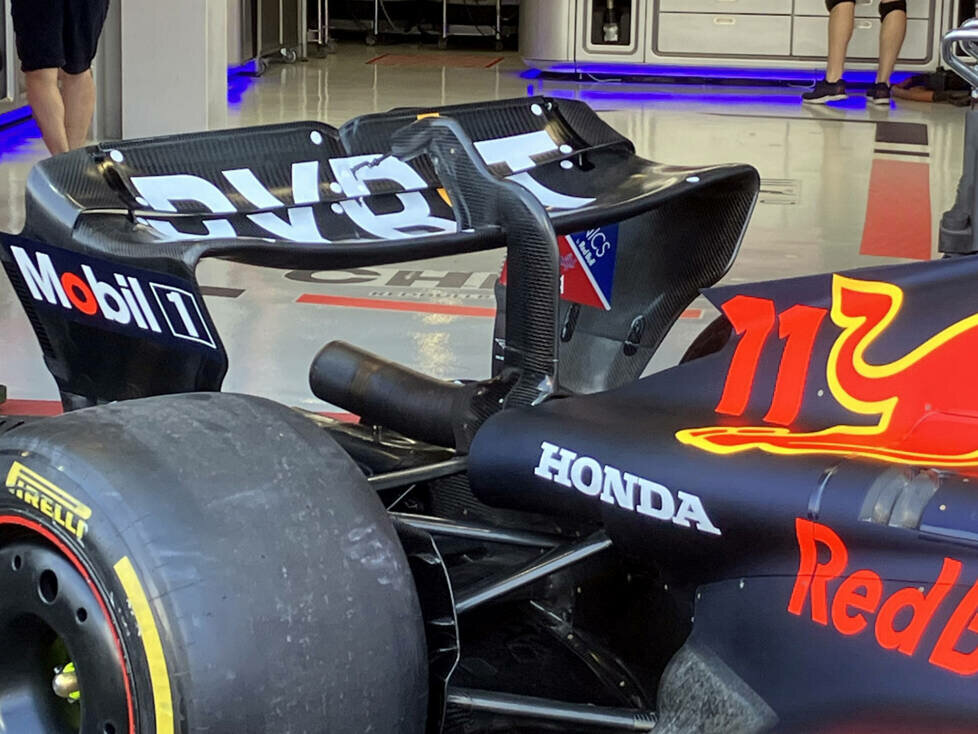 Red Bull RB19