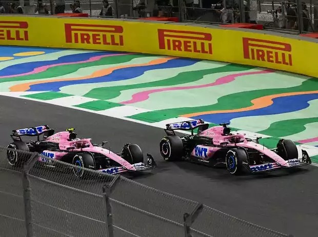 Titel-Bild zur News: Esteban Ocon und Pierre Gasly (Alpine A523) beim Formel-1-Rennen in Dschidda 2023