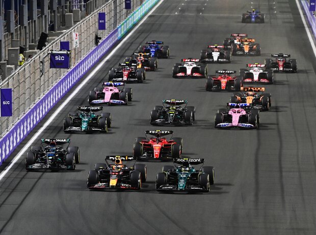 Sergio Perez, Fernando Alonso, George Russell, Carlos Sainz, Lance Stroll Sergio Perez, Fernando Alonso, George Russell, Carlos Sainz, Lance Stroll
