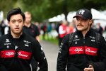 Guanyu Zhou (Alfa Romeo) und Valtteri Bottas (Alfa Romeo) 