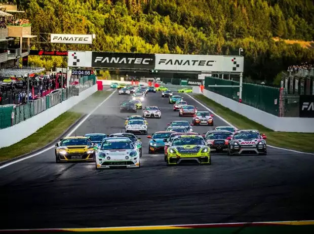 GT4-European-Serie, Spa, 2022, Start Titel-Bild zur News: GT4-European-Serie, Spa, 2022, Start