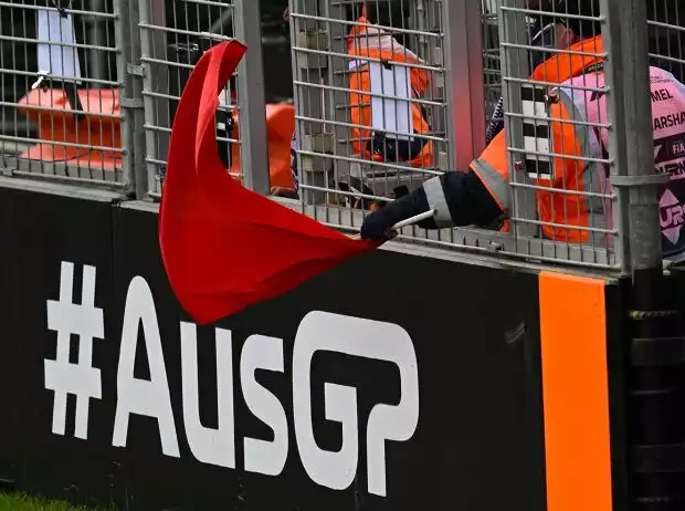 Rote Flagge beim Formel-1-Rennen in Australien 2023 Titel-Bild zur News: Rote Flagge beim Formel-1-Rennen in Australien 2023