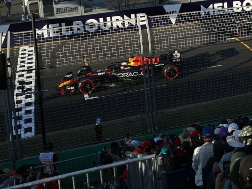 Max Verstappen in der Startbox vor dem finalen Restart beim Formel-1-Rennen in Australien 2023