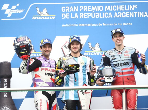 Podium: 1. Marco Bezzecchi, 2. Johann Zarco, 3. Alex Marquez