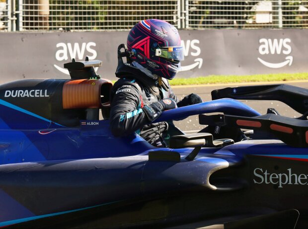 Titel-Bild zur News: Alexander Albon hat einen Unfall beim Formel-1-Rennen in Melbourne 2023