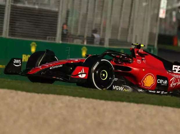 Carlos Sainz (Ferrari SF-23) im Qualifying zum Formel-1-Rennen in Australien 2023 Titel-Bild zur News: Carlos Sainz (Ferrari SF-23) im Qualifying zum Formel-1-Rennen in Australien 2023