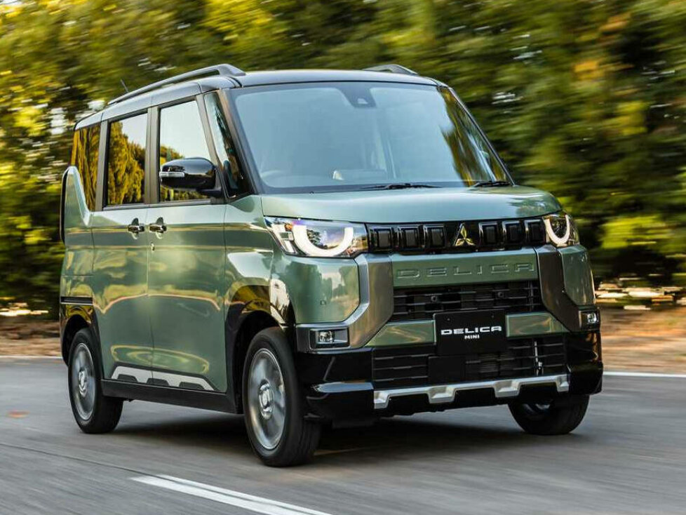 2023 Mitsubishi Delica Mini (JDM)