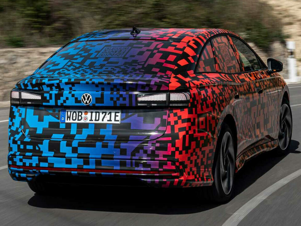 VW ID.7 (Covered Drive)