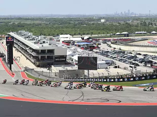 MotoGP Start Titel-Bild zur News: MotoGP Start