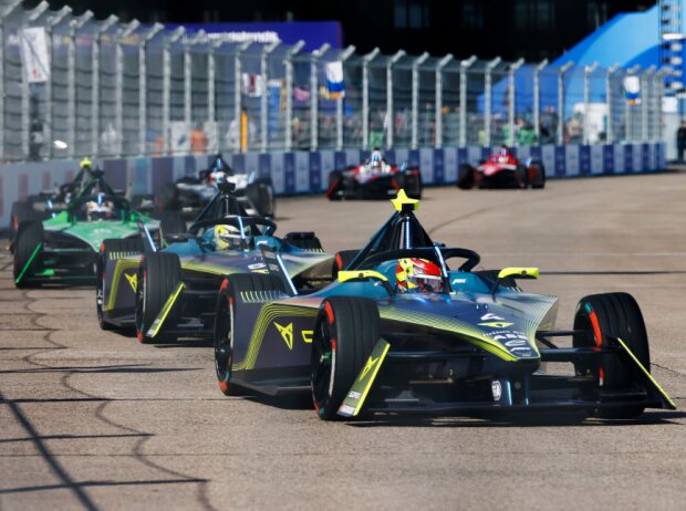 Nico Müller, Robin Frijns, Sebastien Buemi