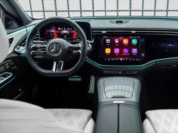 Innenraum der neuen Mercedes-Benz E-Klasse Innenraum der neuen Mercedes-Benz E-Klasse