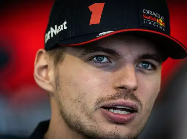 Max Verstappen (Red Bull) vor dem Formel-1-Rennen in Baku 2023 Titel-Bild zur News: Max Verstappen (Red Bull) vor dem Formel-1-Rennen in Baku 2023