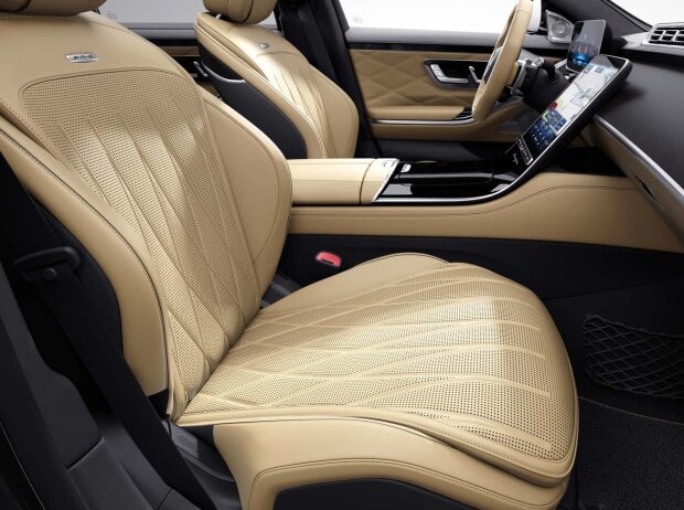 Mercedes-AMG S-Klasse mit Manufaktur-Optionen Mercedes-AMG S-Klasse mit Manufaktur-Optionen