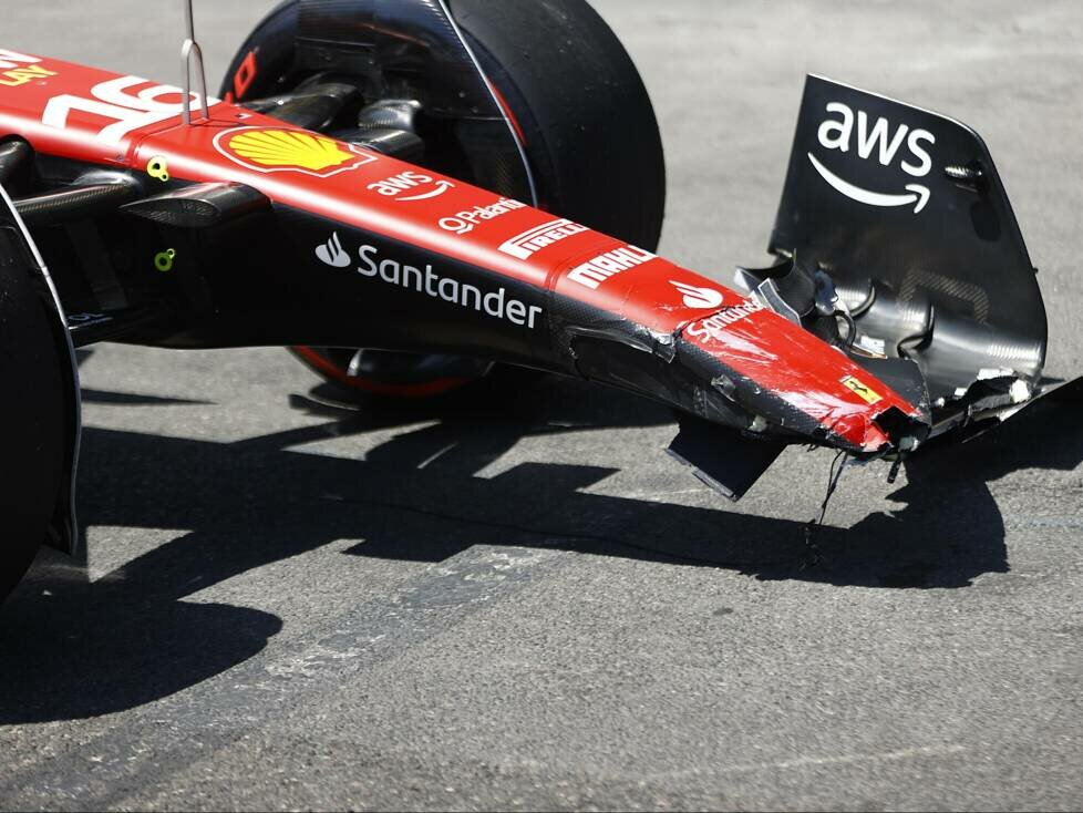 Der Ferrari SF-23 von Charles Leclerc nach dem Unfall im Sprint-Shootout beim Formel-1-Rennen in Baku