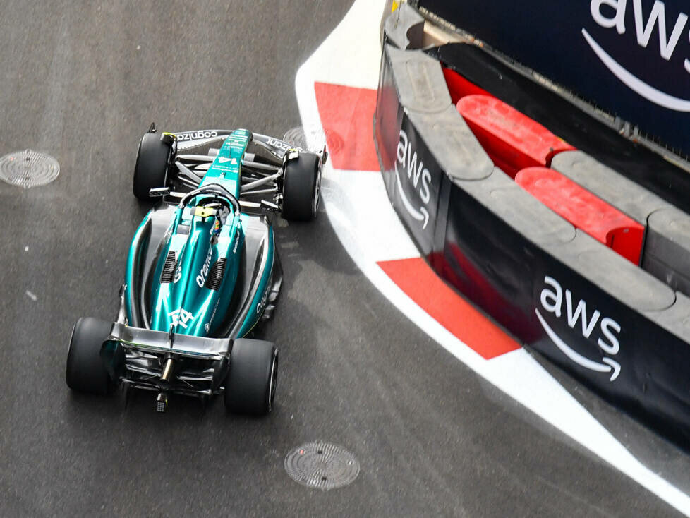 Fernando Alonso (Aston Martin AMR23) beim Formel-1-Rennen in Baku 2023