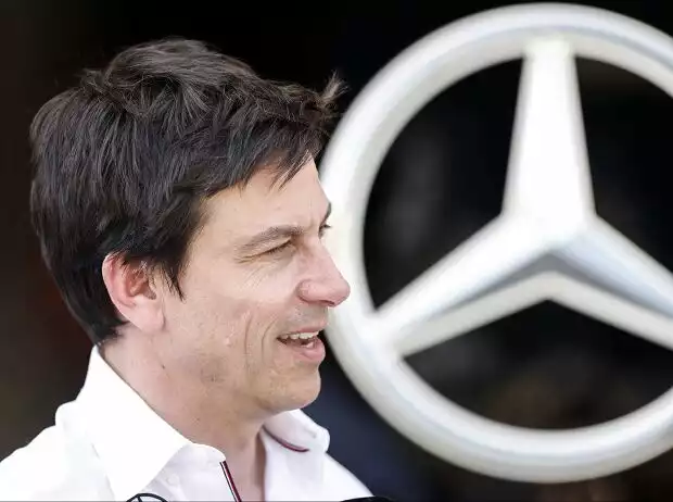 Toto Wolff: Charles Leclerc eine Mercedes-Option für die Zukunft Titel-Bild zur News: Toto Wolff: Charles Leclerc eine Mercedes-Option für die Zukunft