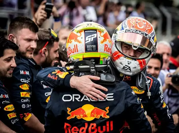 Sergio Perez, Max Verstappen Titel-Bild zur News: Sergio Perez, Max Verstappen