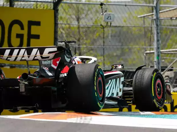 Kevin Magnussen im Haas VF-23 im Training zum Rennen in Miami 2023 Titel-Bild zur News: Kevin Magnussen im Haas VF-23 im Training zum Rennen in Miami 2023