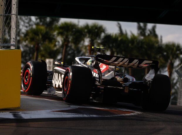 Titel-Bild zur News: Nico Hülkenberg (Haas VF-23) im Training zum Formel-1-Rennen in Miami 2023