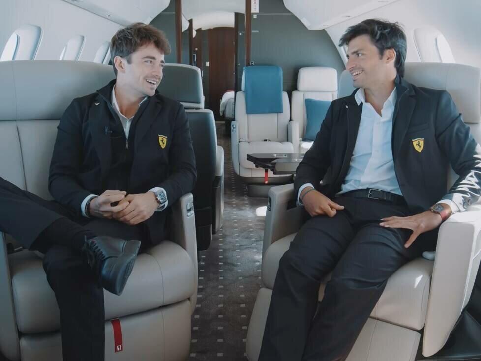 Charles Leclerc und Carlos Sainz im Privatjet