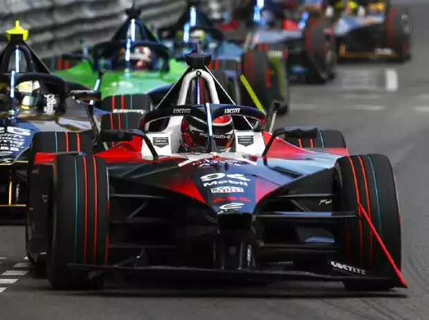 Pascal Wehrlein beim E-Prix von Monaco 2023 Titel-Bild zur News: Pascal Wehrlein beim E-Prix von Monaco 2023