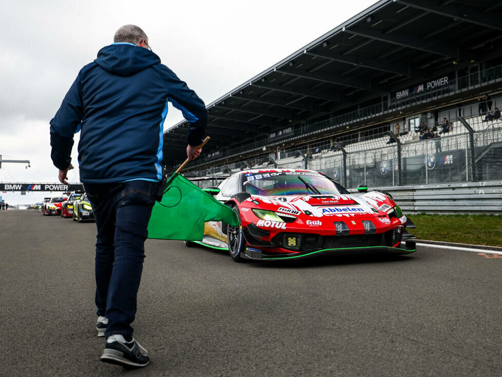 Start zum Top-Qualifying auf dem Nürburgring