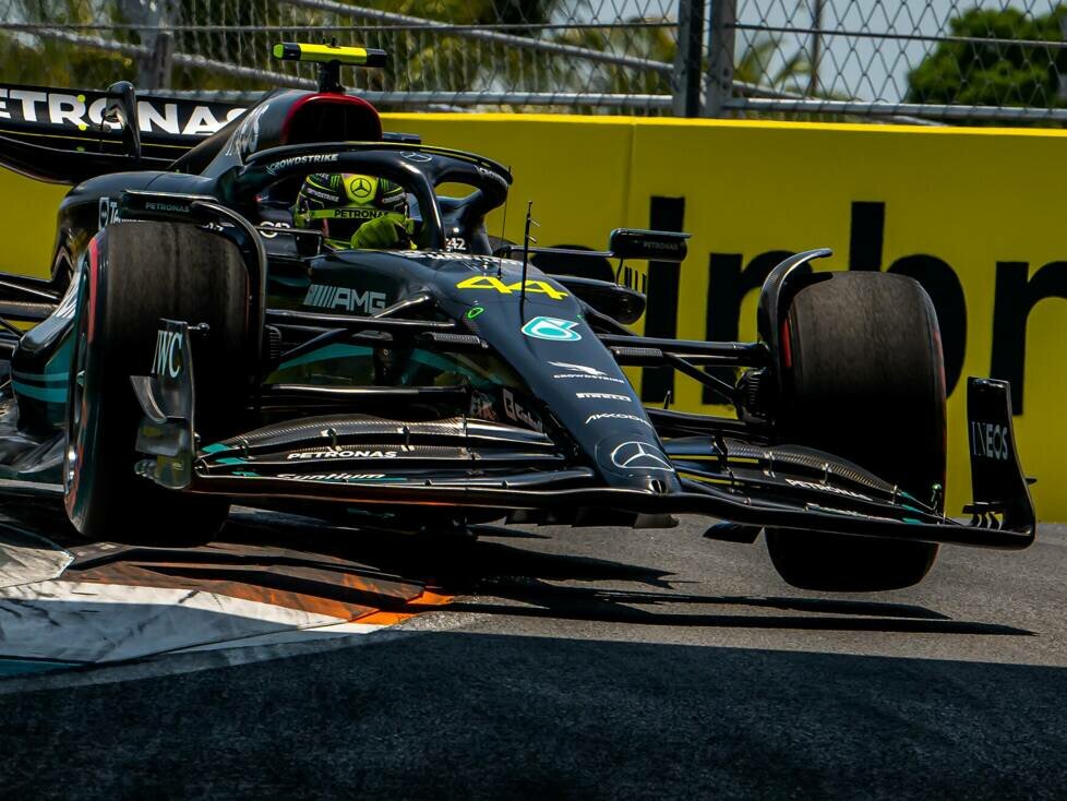 Lewis Hamilton im Mercedes W14 beim Miami-Grand-Prix 2023