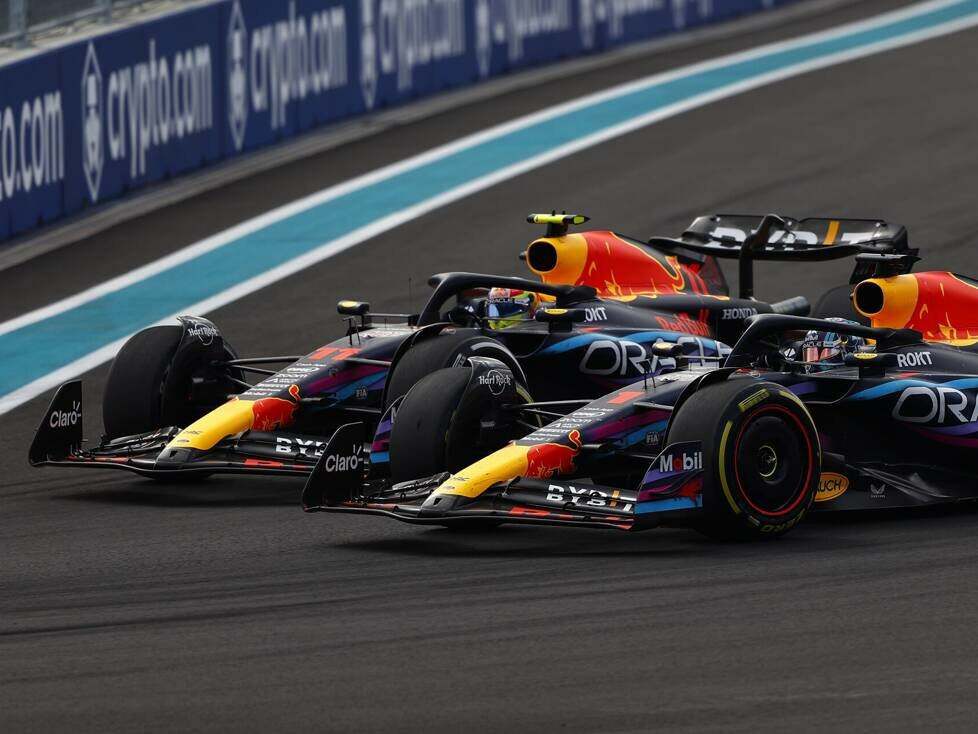 Max Verstappen überholt seinen Red-Bull-Teamkollegen Sergio Perez für den Sieg im Formel-1-Rennen in Miami 2023