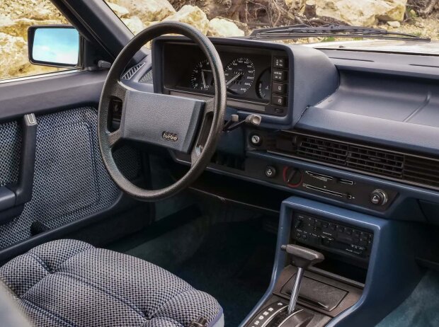 Audi 200 5T (1981) Audi 200 5T (1981)