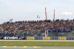 Fans in Le Mans