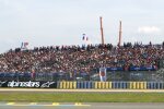 Fans in Le Mans