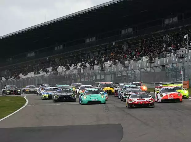 Rennstart beim 24h Nürburgring Qualifiers 2023 Titel-Bild zur News: Rennstart beim 24h Nürburgring Qualifiers 2023