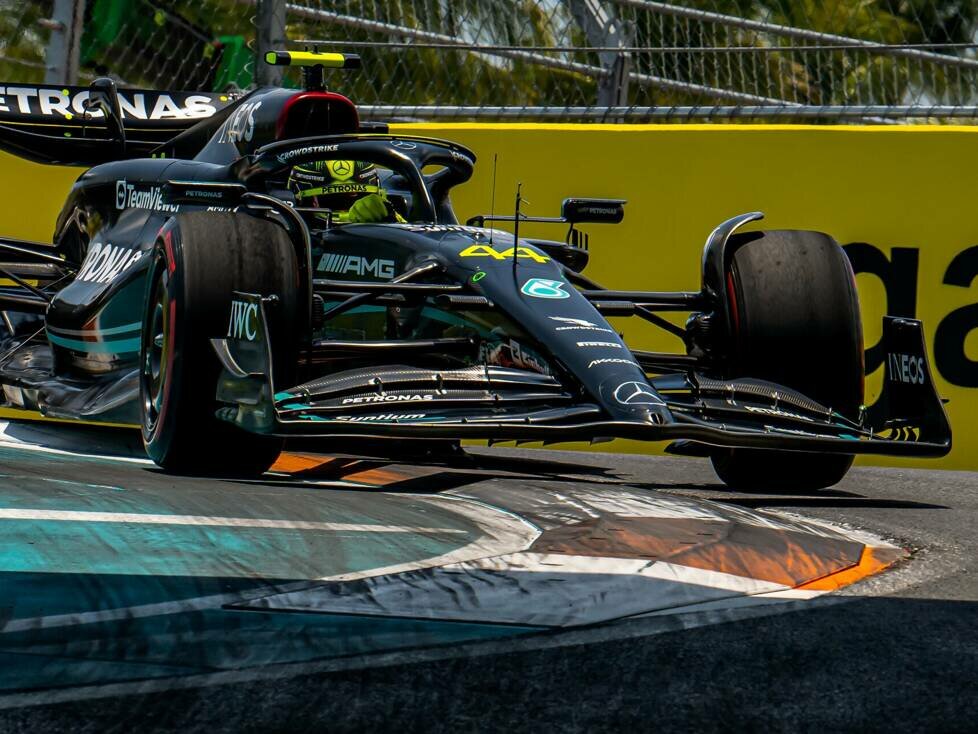 Lewis Hamilton im Mercedes W14 beim Formel-1-Qualifying in Miami 2023
