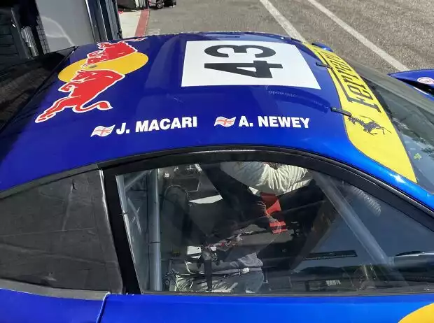 Titel-Bild zur News: Adrian Newey in seinem Ferrari 430 GT2